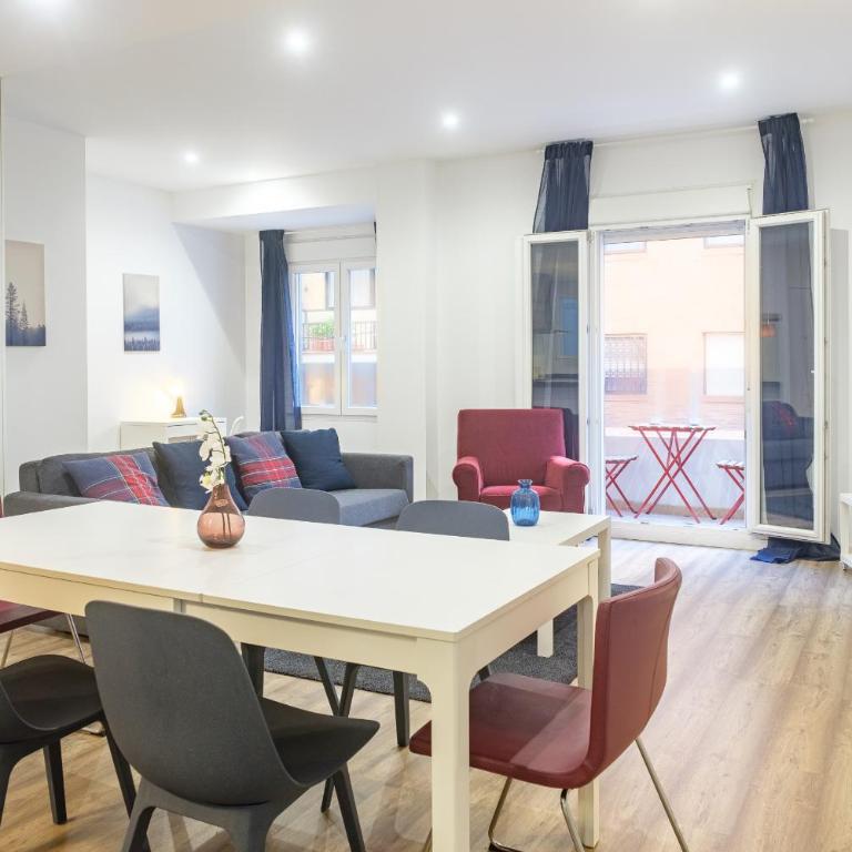 Apartment With Super Comfortable Beds - Apartment with Balcony - 6