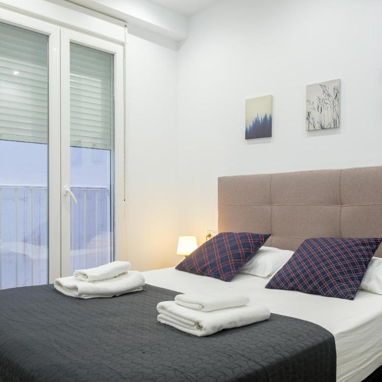 Apartment With Super Comfortable Beds - Apartment with Balcony - 11
