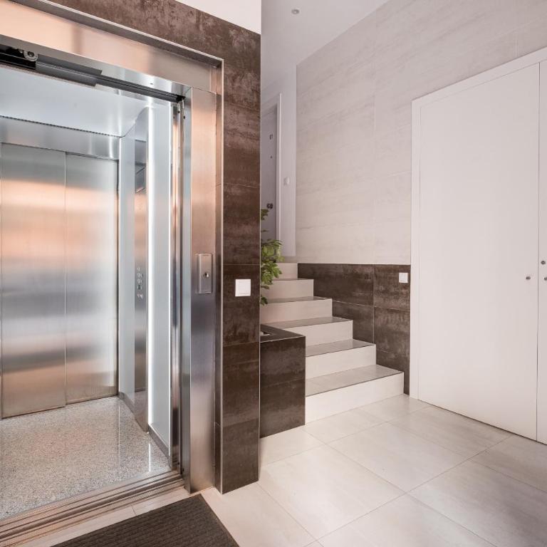 Clean & Very Comfortable Apartment - Apartment with Balcony - 22