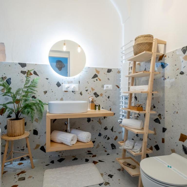 La Bella Ostuni Suites - Camera Matrimoniale con Vasca Idromassaggio - 28