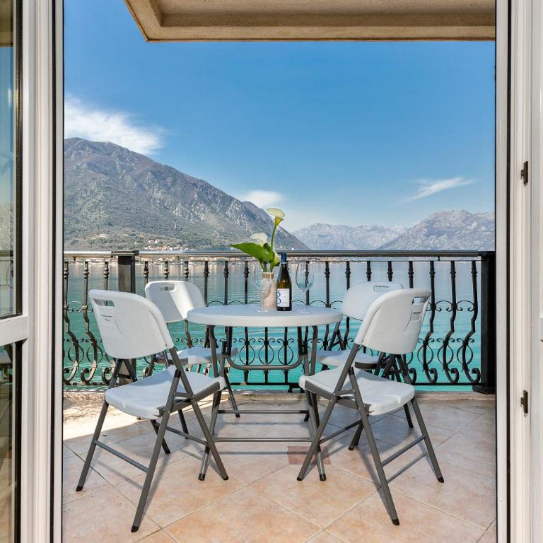 Promenade Rose - One-Bedroom Apartment - 8