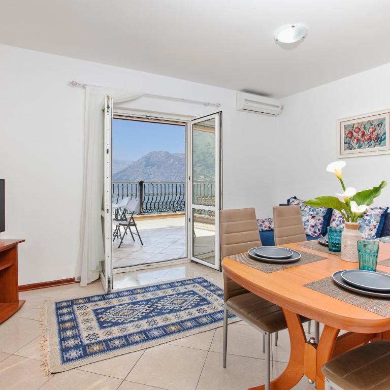 Promenade Rose - One-Bedroom Apartment - 37