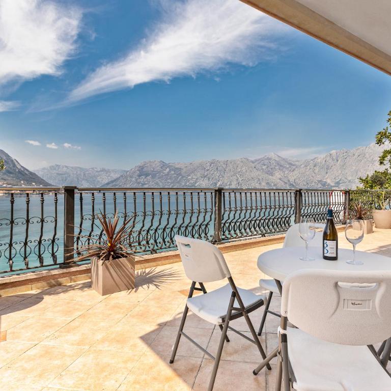 Promenade Rose - One-Bedroom Apartment - 45