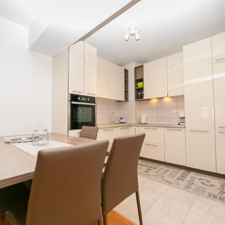 Apartman Marija - Deluxe Apartment - 15