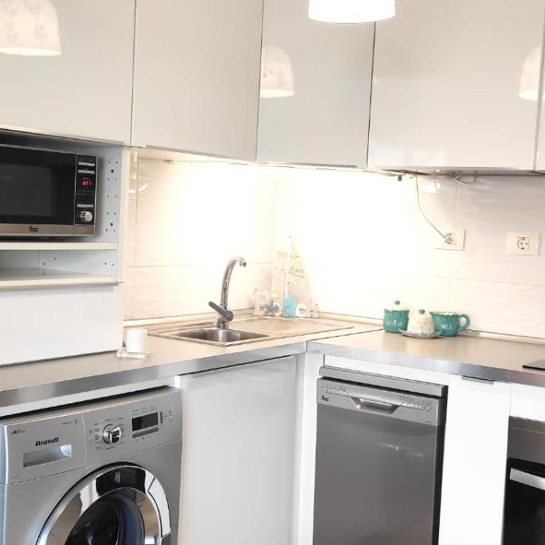 Luissarri´s home - One-Bedroom Apartment - 21