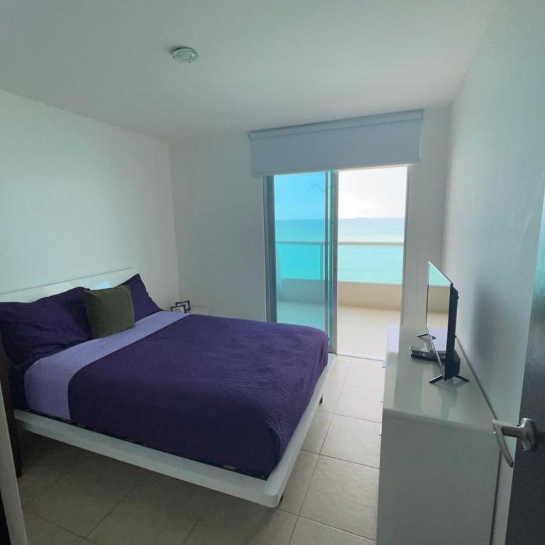 Departamento al pie del mar con hermosa vista / Torre Oceánica - Apartamento de 3 dormitorios - 2
