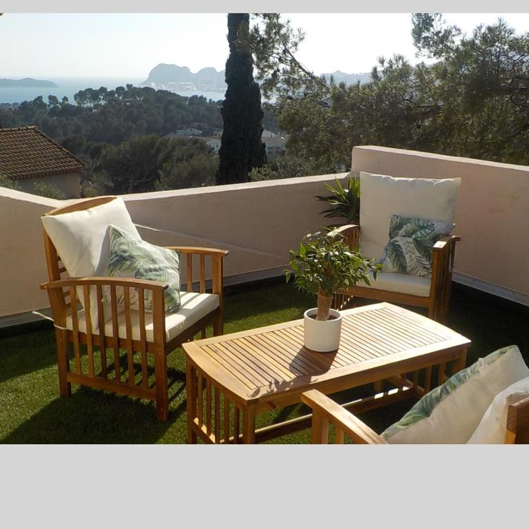FRAROCKA B and B - Double Room with Terrace - 1