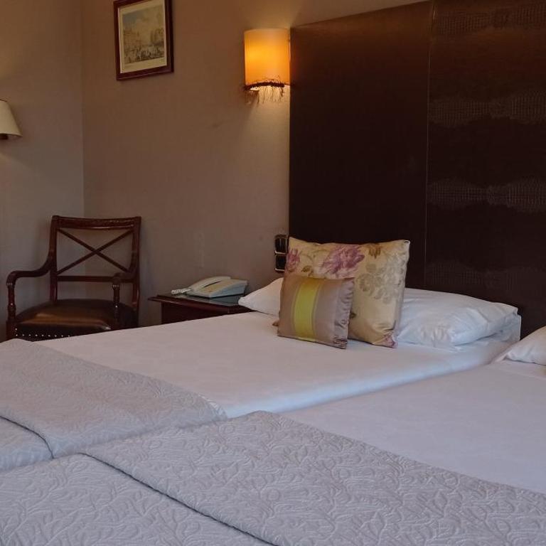 Hotel Ciudad de Vigo - Habitación Doble - 1 o 2 camas - 7
