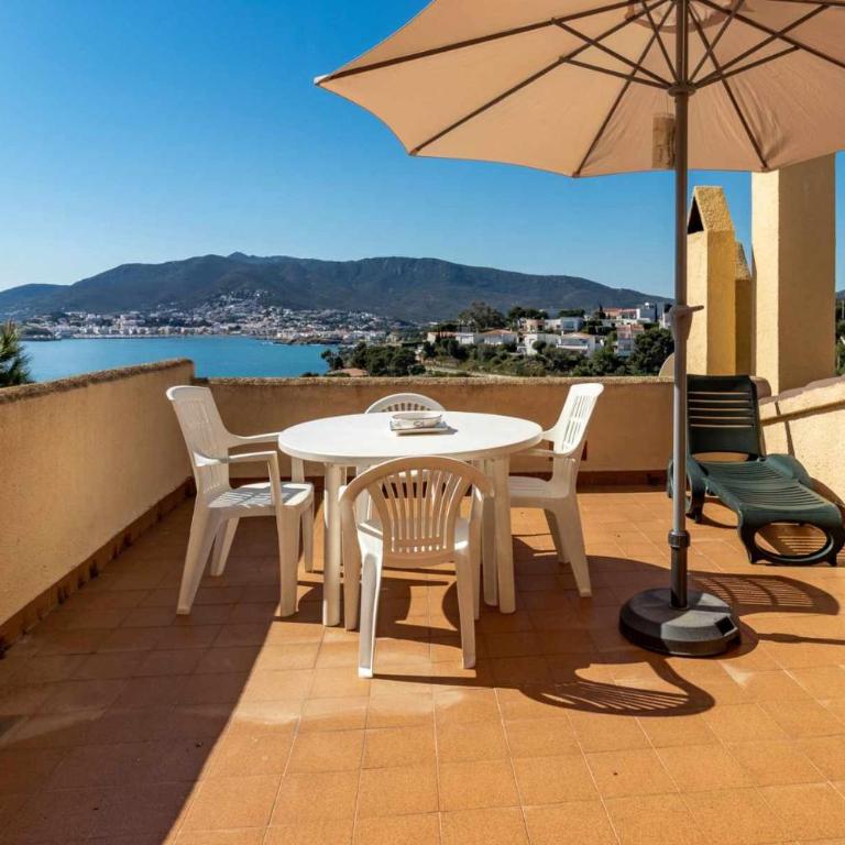 Cap Ras 03 - Ático acogedor con vistas al mar - Apartamento de 2 dormitorios - 1