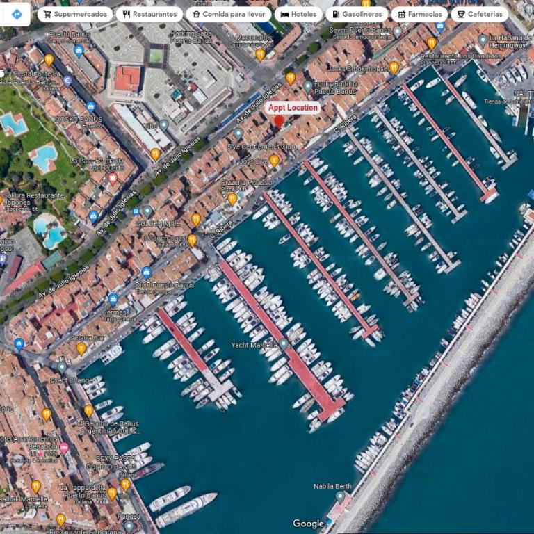 Puerto Banus Duplex Centric WaterFront 3 Bedroom - Three-Bedroom Apartment - 17