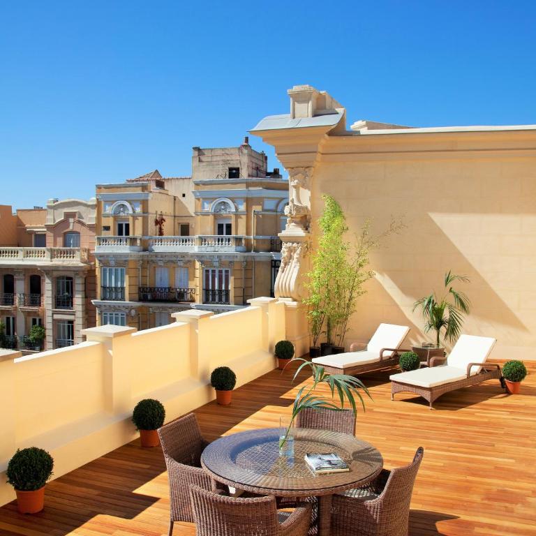 URSO Hotel & Spa, a Small Luxury Hotel of the World - Suite with Terrace - 2
