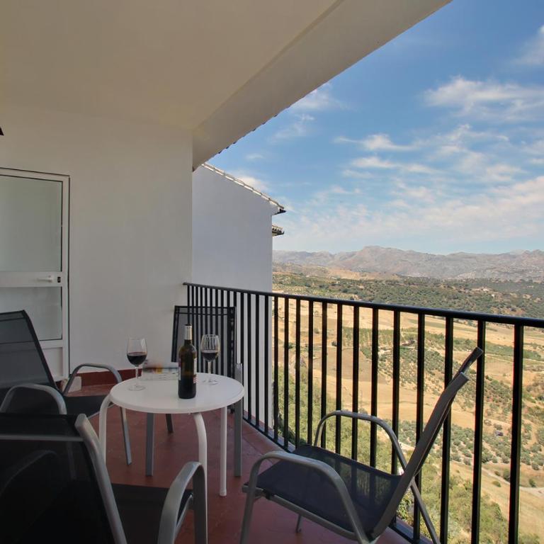 Apartamentos Terrazas del Tajo - Apartamento con vistas a las montañas - 6