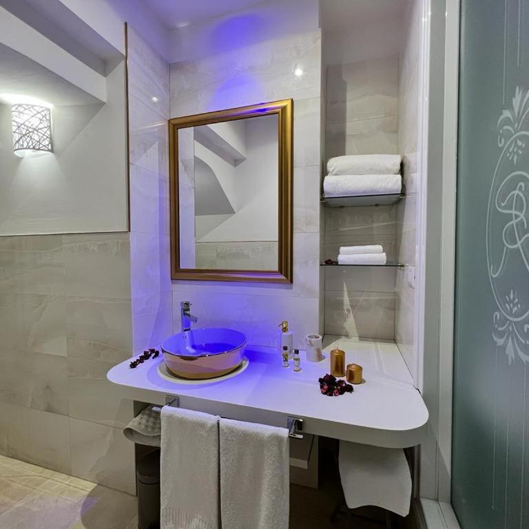 Pompei Royal Suite - One-Bedroom House - 20