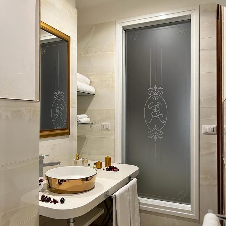 Pompei Royal Suite - One-Bedroom House - 17