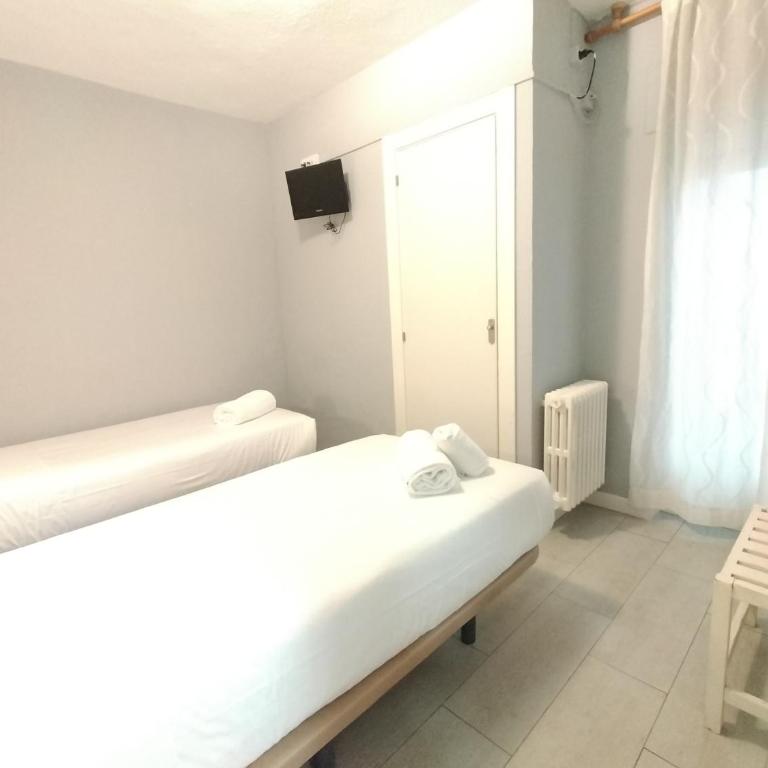 Hostal Albero by gaiarooms - Habitación Doble - 2 camas - 3