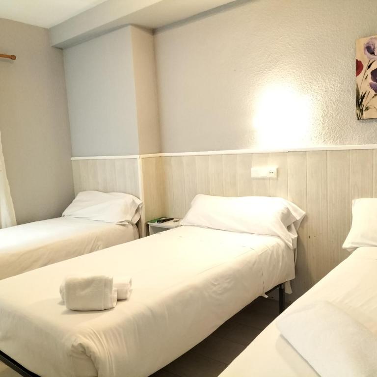 Hostal Albero by gaiarooms - Habitación Triple - 3