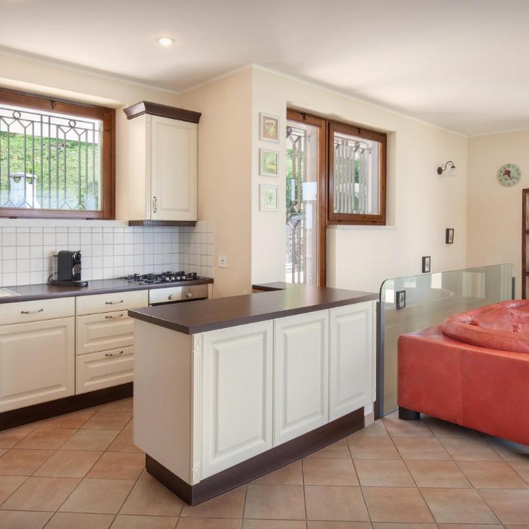 Villa Sybille With Pool And Lake View - Villa con Piscina Privata - 10