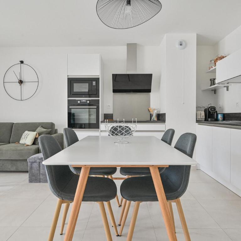 T4 NEUF - JARDIN-TERRASSE ET PISCINE – ACCÈS DIRECT PLAGES ET CENTRE VILLAGE – App C 12 - Appartement 3 Chambres - 3