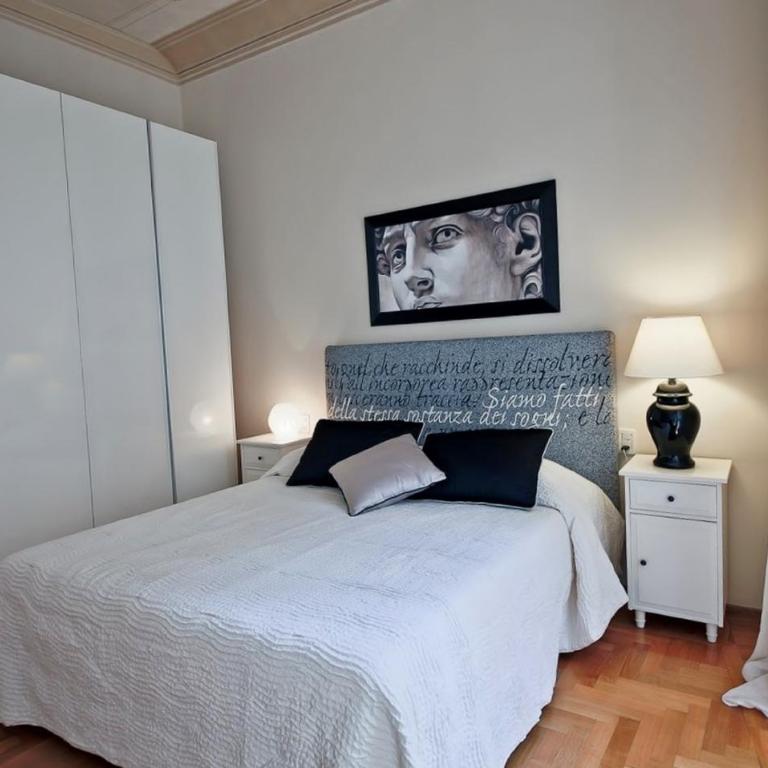 Apartments Florence - Ghibellina 96 - Appartamento con 2 Camere da Letto - 2