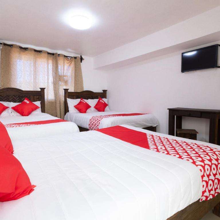 OYO Hotel Punta Guadalupe, San Cristóbal de las Casas - Standard Three beds - 1