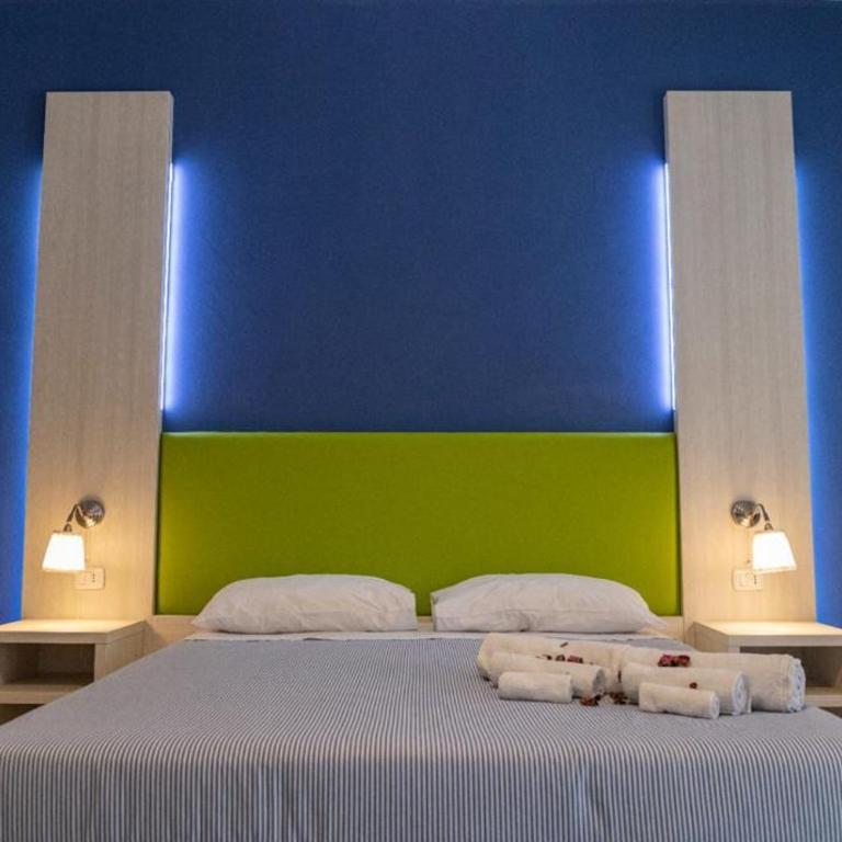 Exclusive - Double Room with Shared Bathroom - 3