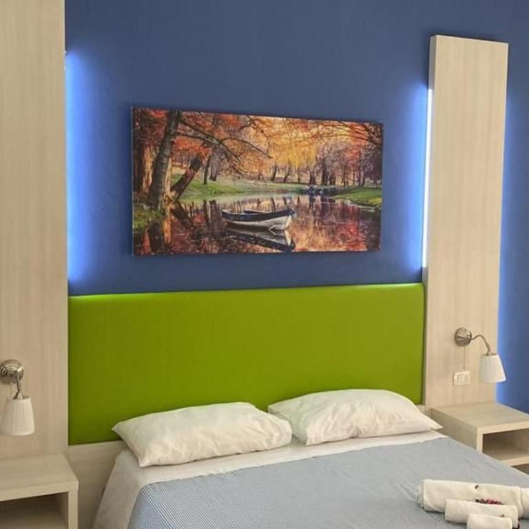 Exclusive - Double Room with Shared Bathroom - 1