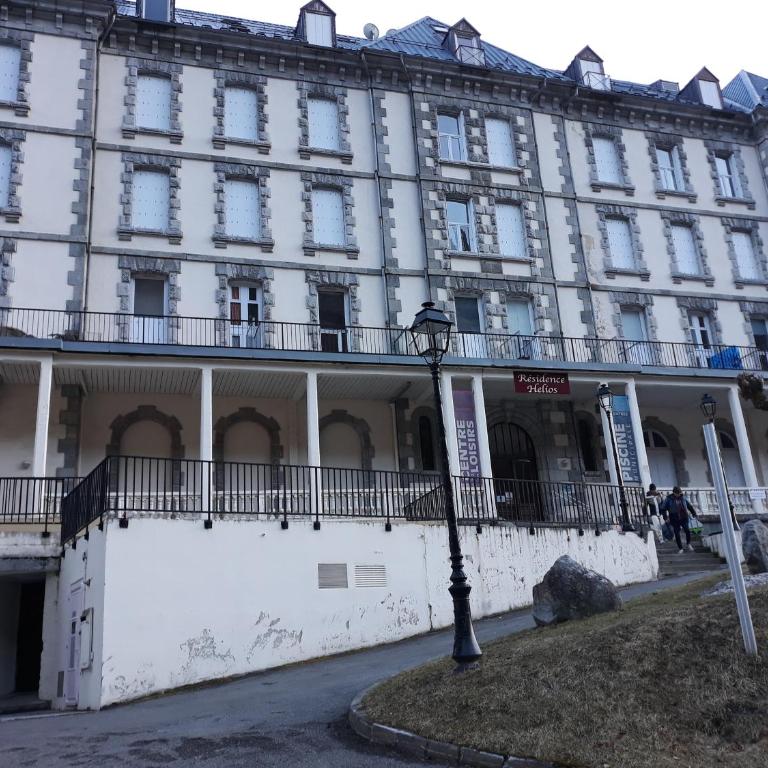 Appart situé au sein d'une résidence à Barèges pour 4 à 6 personnes, 1 chambre, 1 mezzanine - Two-Bedroom Apartment - 1