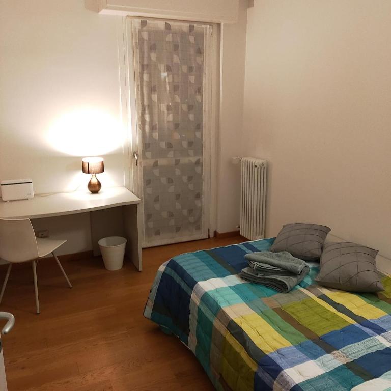 B&B Markone Bologna Center - Single Room with Private Bathroom - 5
