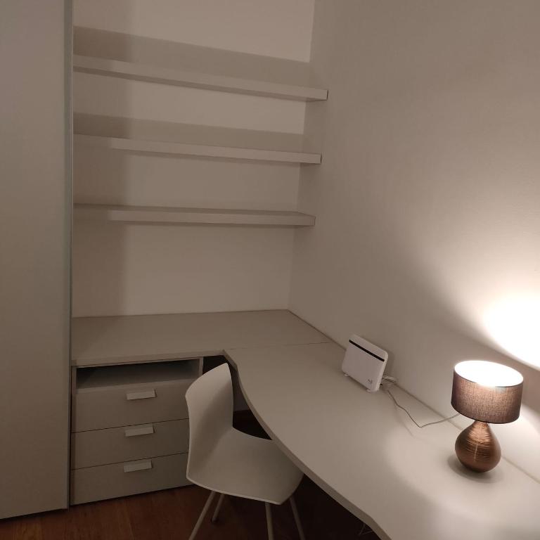 B&B Markone Bologna Center - Single Room with Private Bathroom - 8
