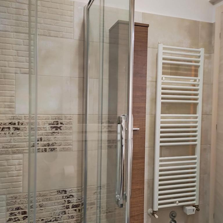 B&B Markone Bologna Center - Single Room with Private Bathroom - 11