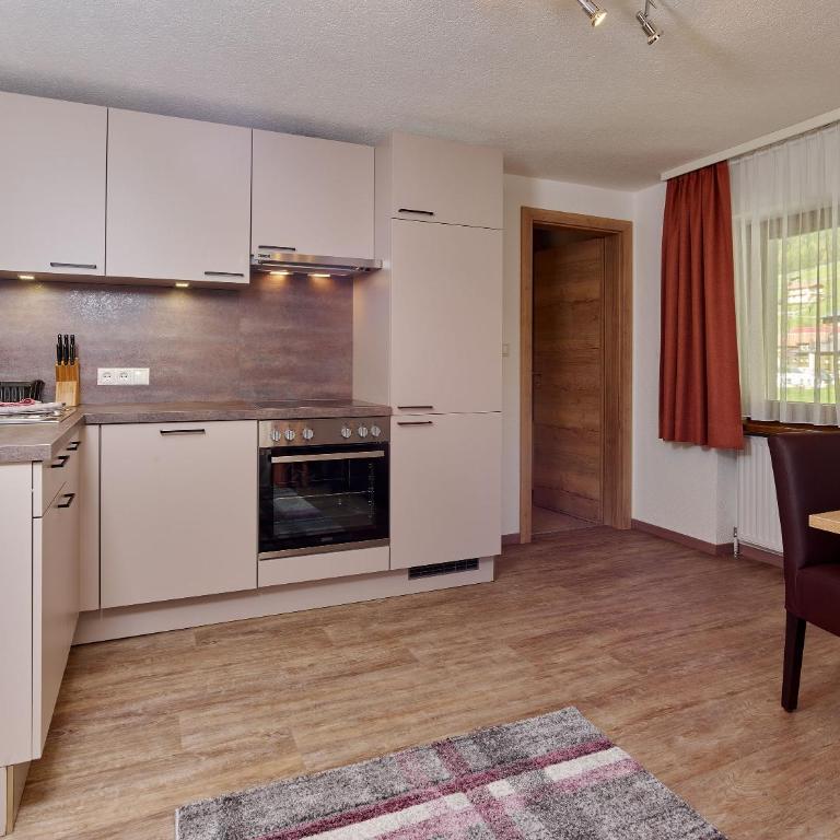 Fremdenpension Alpenruhe - Apartment mit 1 Schlafzimmer - 5