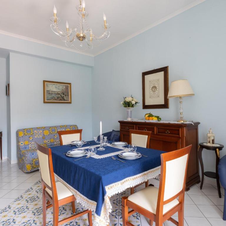 SorrentoVibes - City Home in Sorrento with Balcony and view - Casa Vacanze - 3