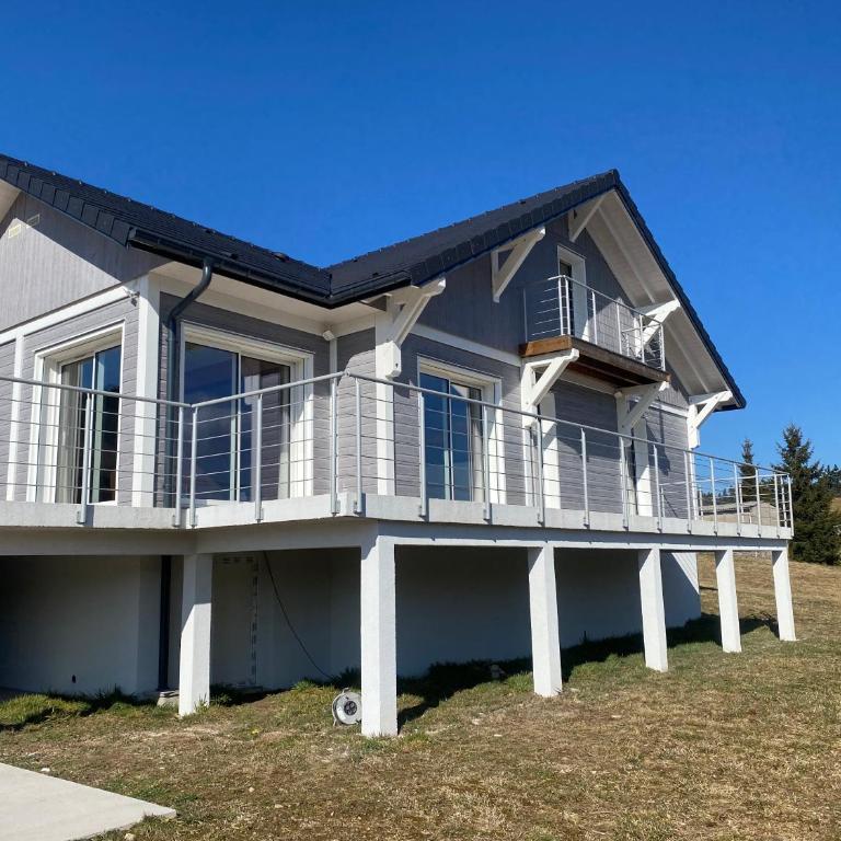 Chalet Jersey - Chalet - 1