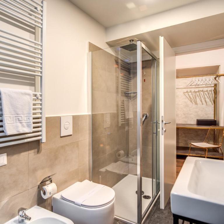 Capranica Private Suites - Quadruple Room - 5
