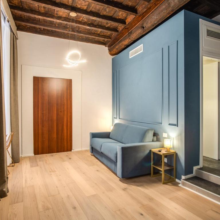 Capranica Private Suites - Luxury Quadruple Room - 10