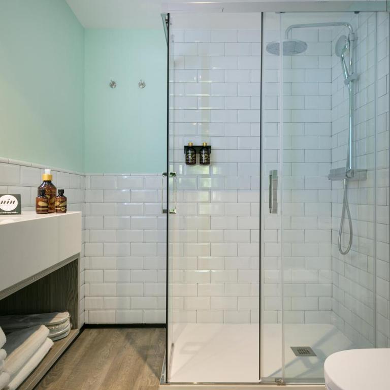 Niu Barcelona Hotel - Superior Double Room - 4