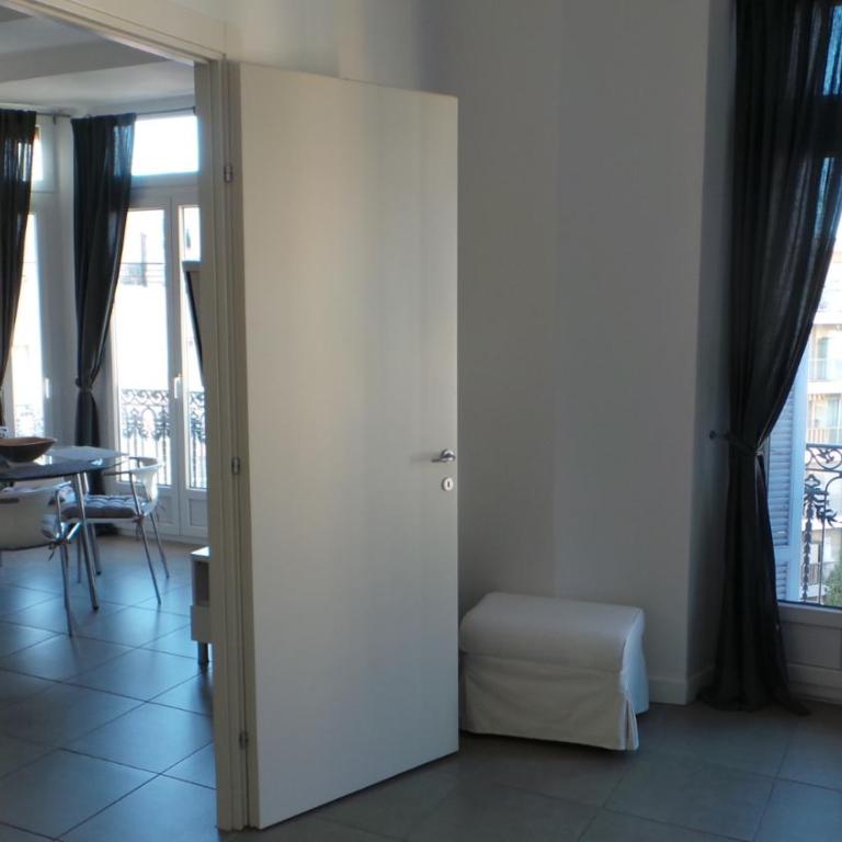 2 pièces, Centre Ville, 50 mètres plages et mer. - Appartement 1 Chambre - 33