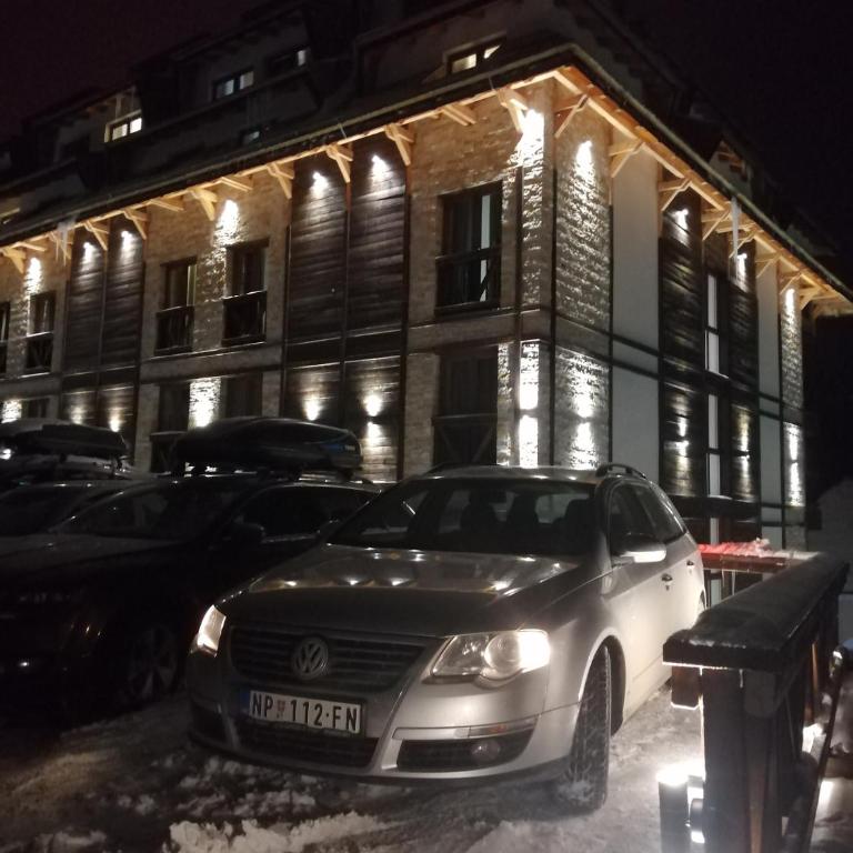 Apart Hotel & spa Zoned II, Kopaonik, apartman Lukač - special benifit Children up to 17 of age accompanied by two adutls staj for free! FREE PARKING! - Deluxe King Studio - 39
