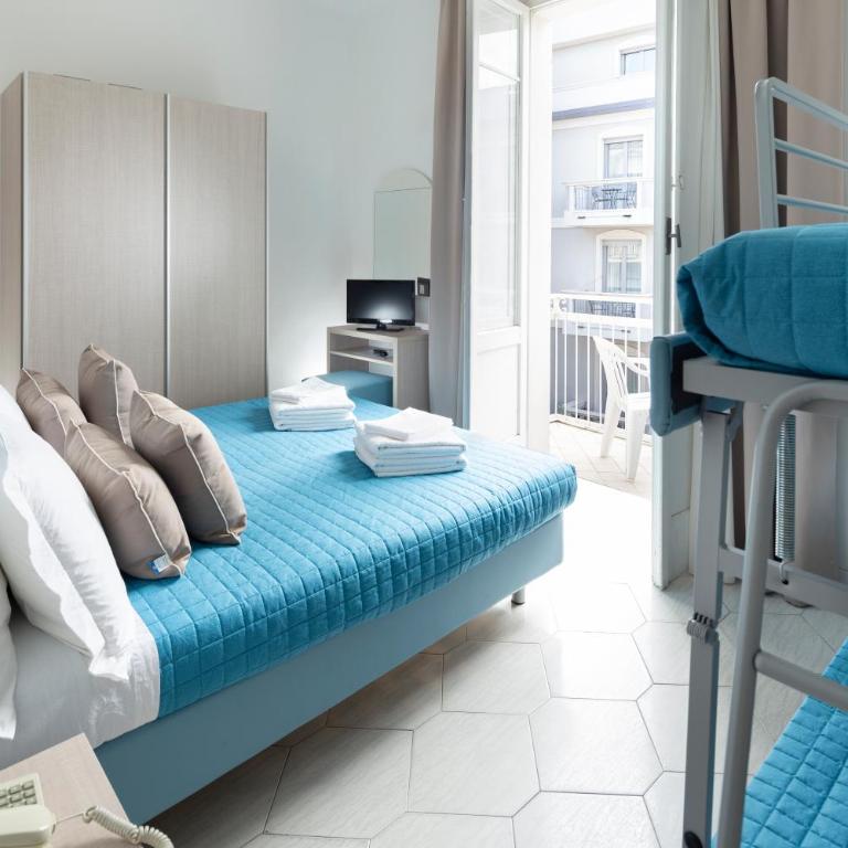 Hotel Italia Boutique - Camera Quadrupla Comfort - 1