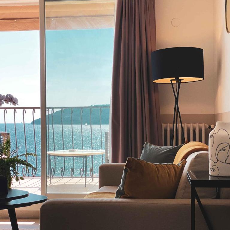Best Western Plus La Corniche - Suite Supérieure - Vue sur Mer - 1