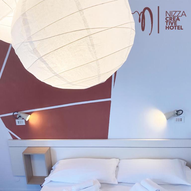 Hotel Nizza Creative Hotel - Camera Matrimoniale con Balcone - 8