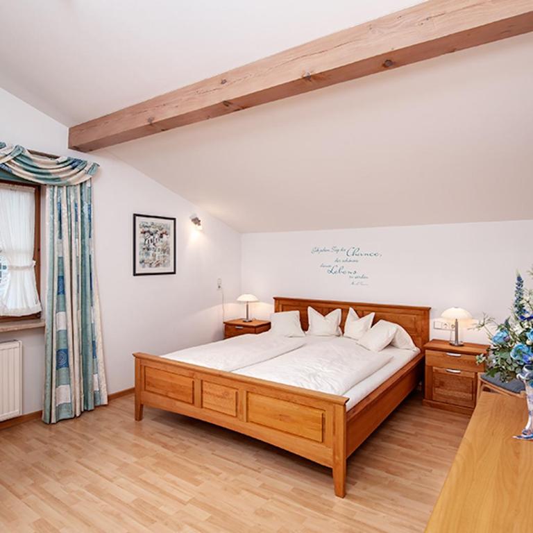Ferienwohnung Gerti Huber - Chiemgau Karte - Apartment mit 2 Schlafzimmern - 5