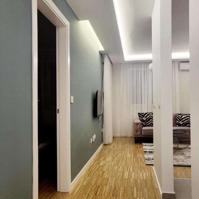 Nika - One-Bedroom Apartment - 3