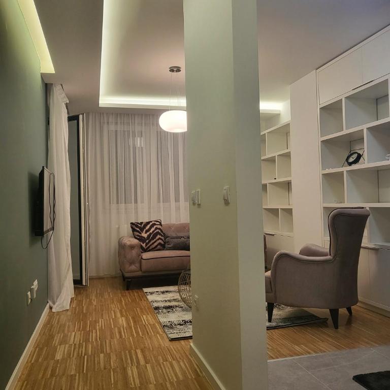Nika - One-Bedroom Apartment - 25