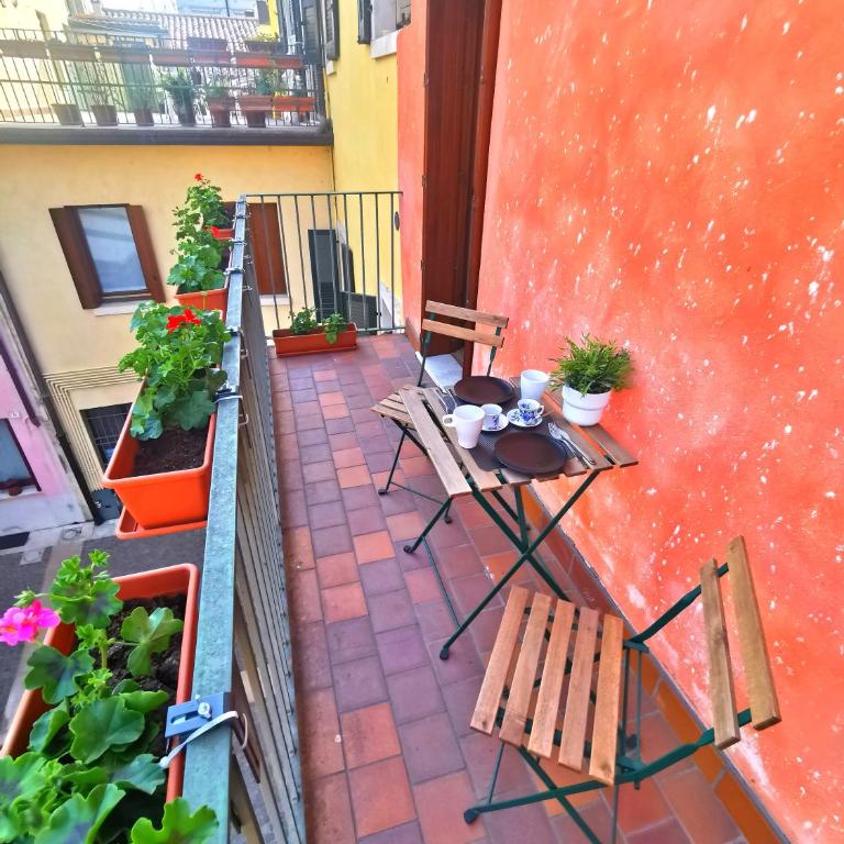 Old Town Apartment with Terrace - Live Love Lake - Appartamento con 2 Camere da Letto - 58