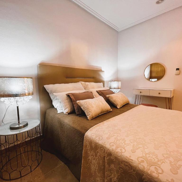 Holiday Suite Fragata - Family Room with Side Sea View - 4