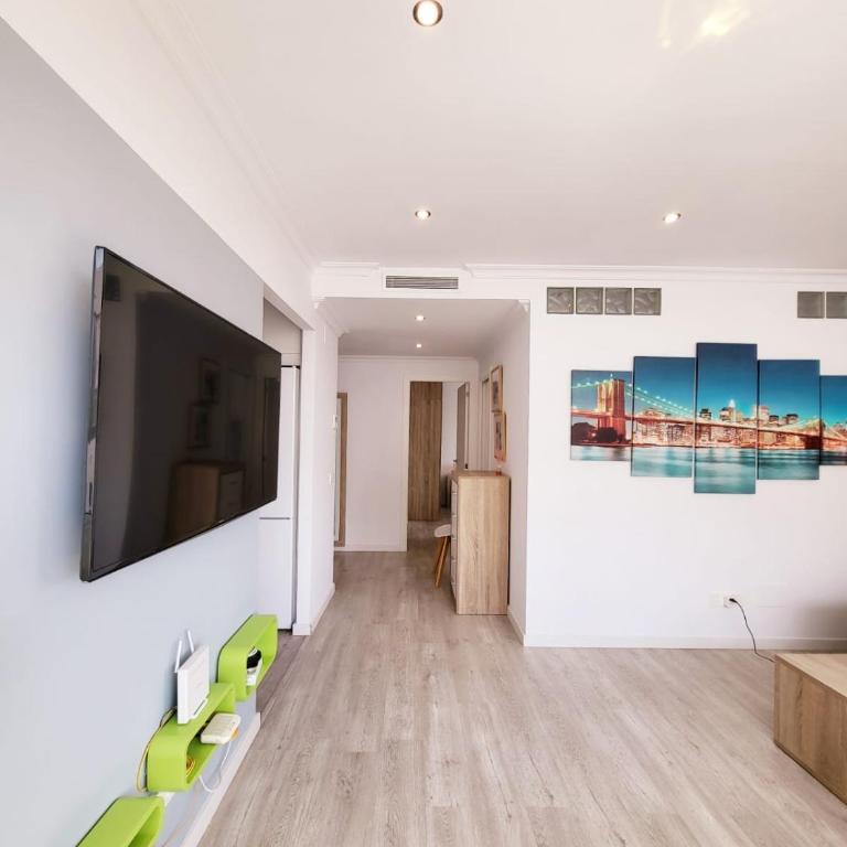 Stylish 3 Bedroom Penthouse in Marbella Centre with Large Pool close to the Beach - Apartamento de 3 dormitorios - 3