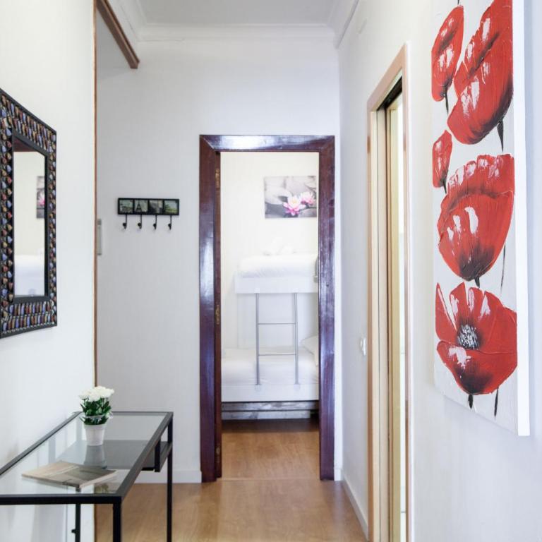 Sagrada Familia LEPANT - Apartment with Balcony - 17