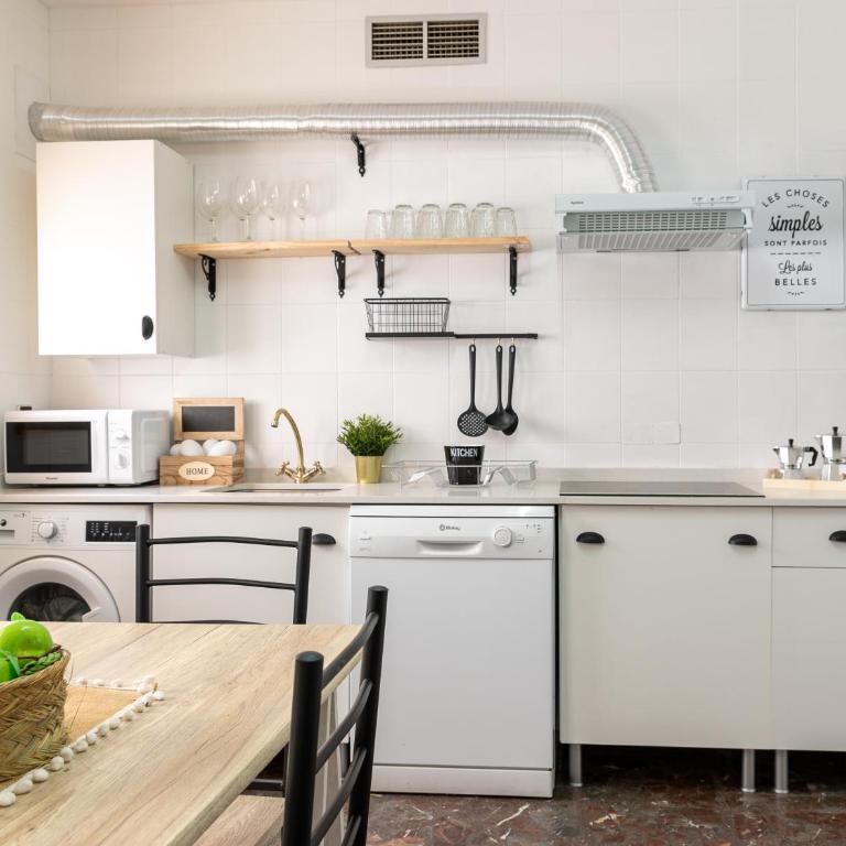 Atico Puente Romano PARKING GRATUITO - Apartamento de 3 dormitorios - 8