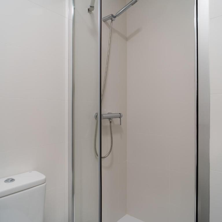 AAC Málaga - Apartamento luminoso y nuevo, a 1,3km del centro de Málaga - Apartamento con balcón - 15